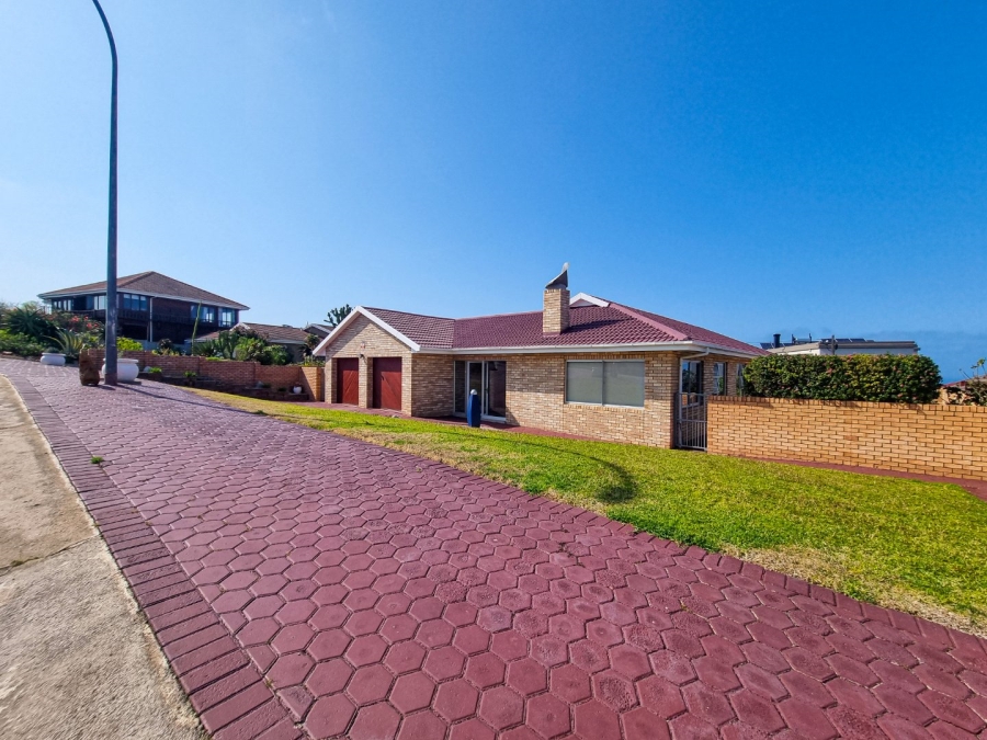 3 Bedroom Property for Sale in Dana Bay Western Cape